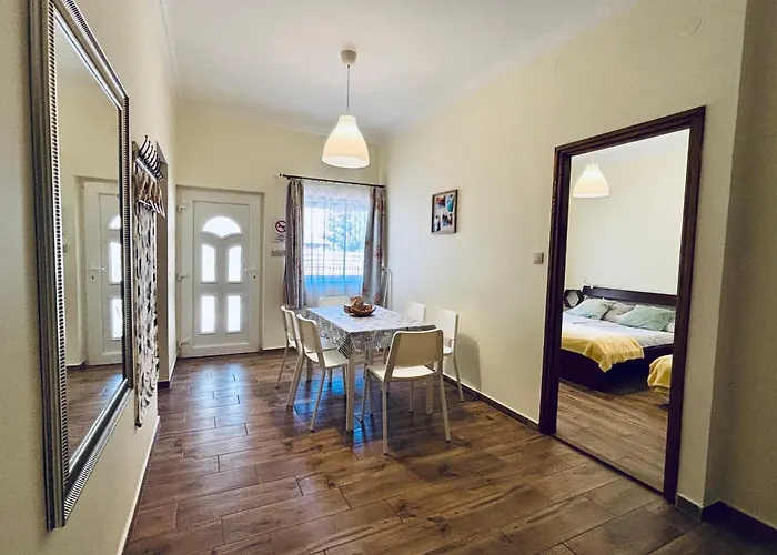 Mimi Apartments
